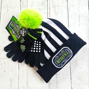 Striped Beanie and Gloves Set - Black and White